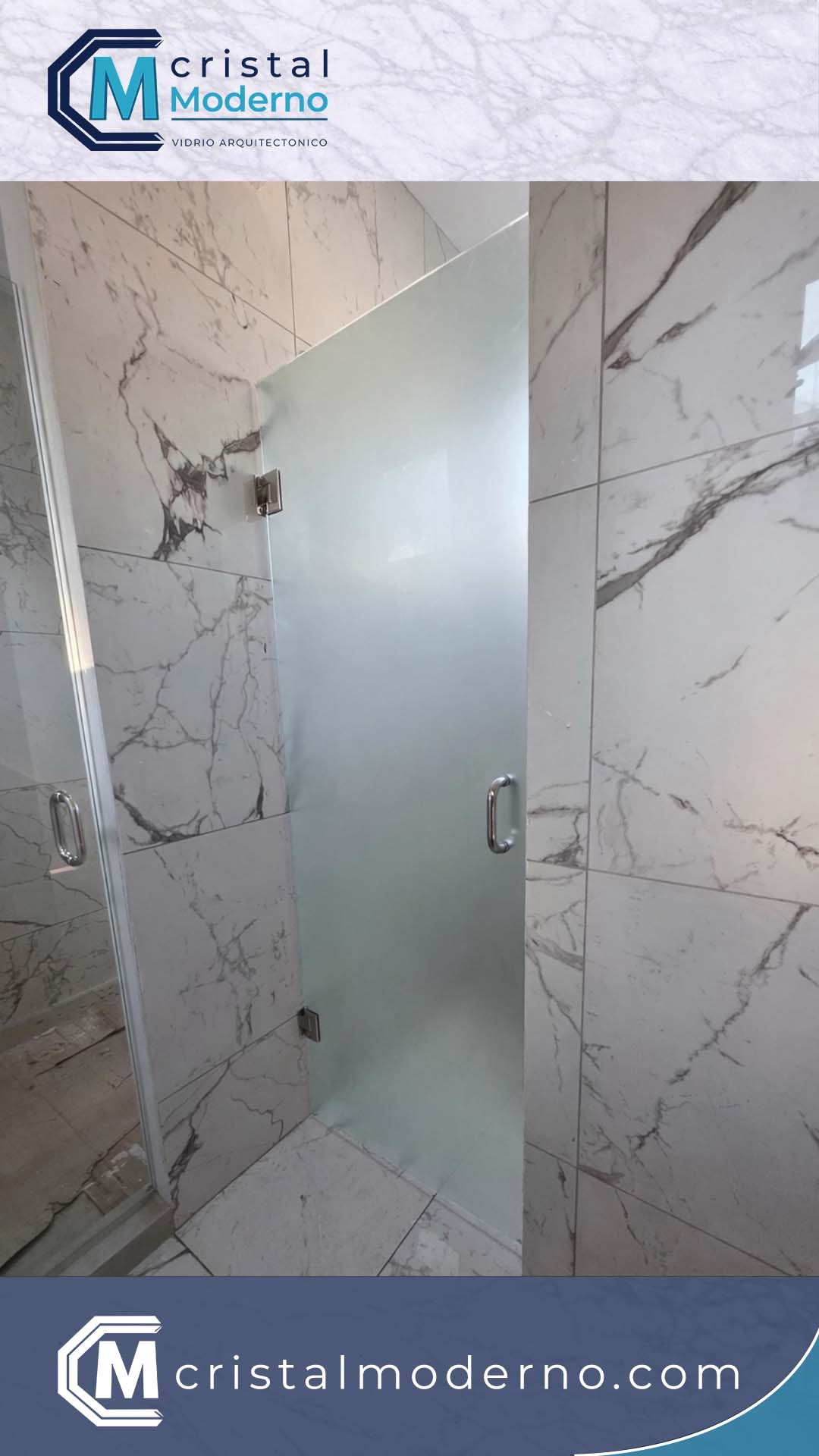 Puerta abatible para ducha con nevado